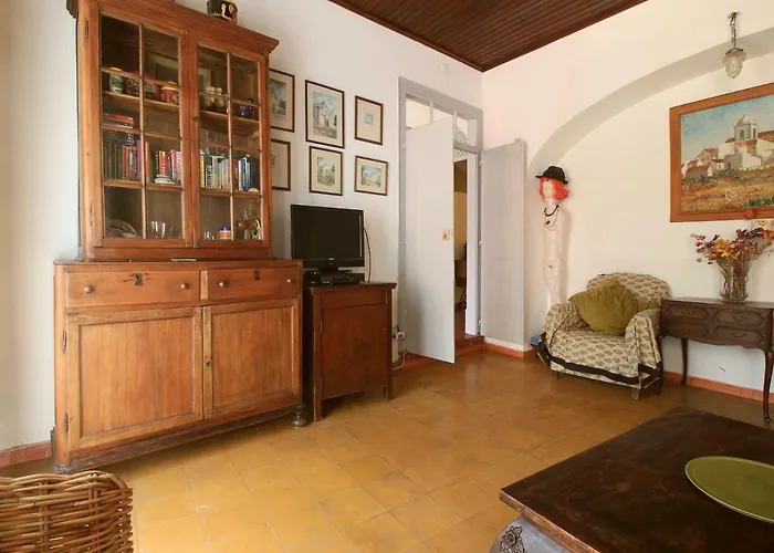 Townhome With Private Garden * تافيرا